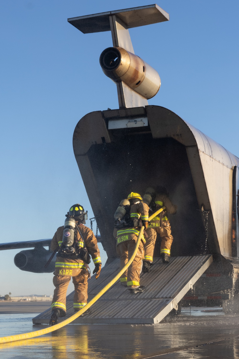 ARFF simulated aircraft fire training