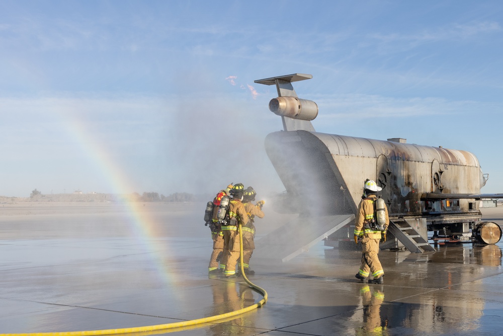 ARFF simulated aircraft fire training