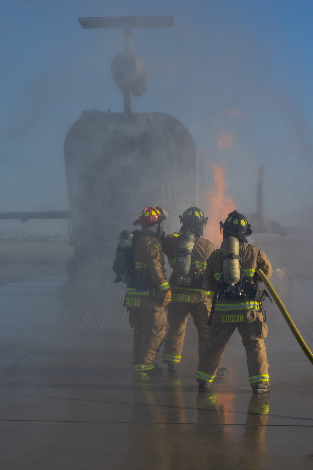 ARFF simulated aircraft fire training