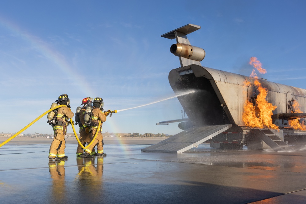 ARFF simulated aircraft fire training