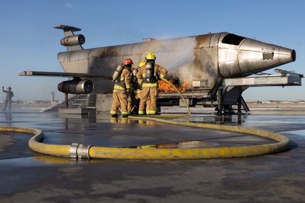 ARFF simulated aircraft fire training