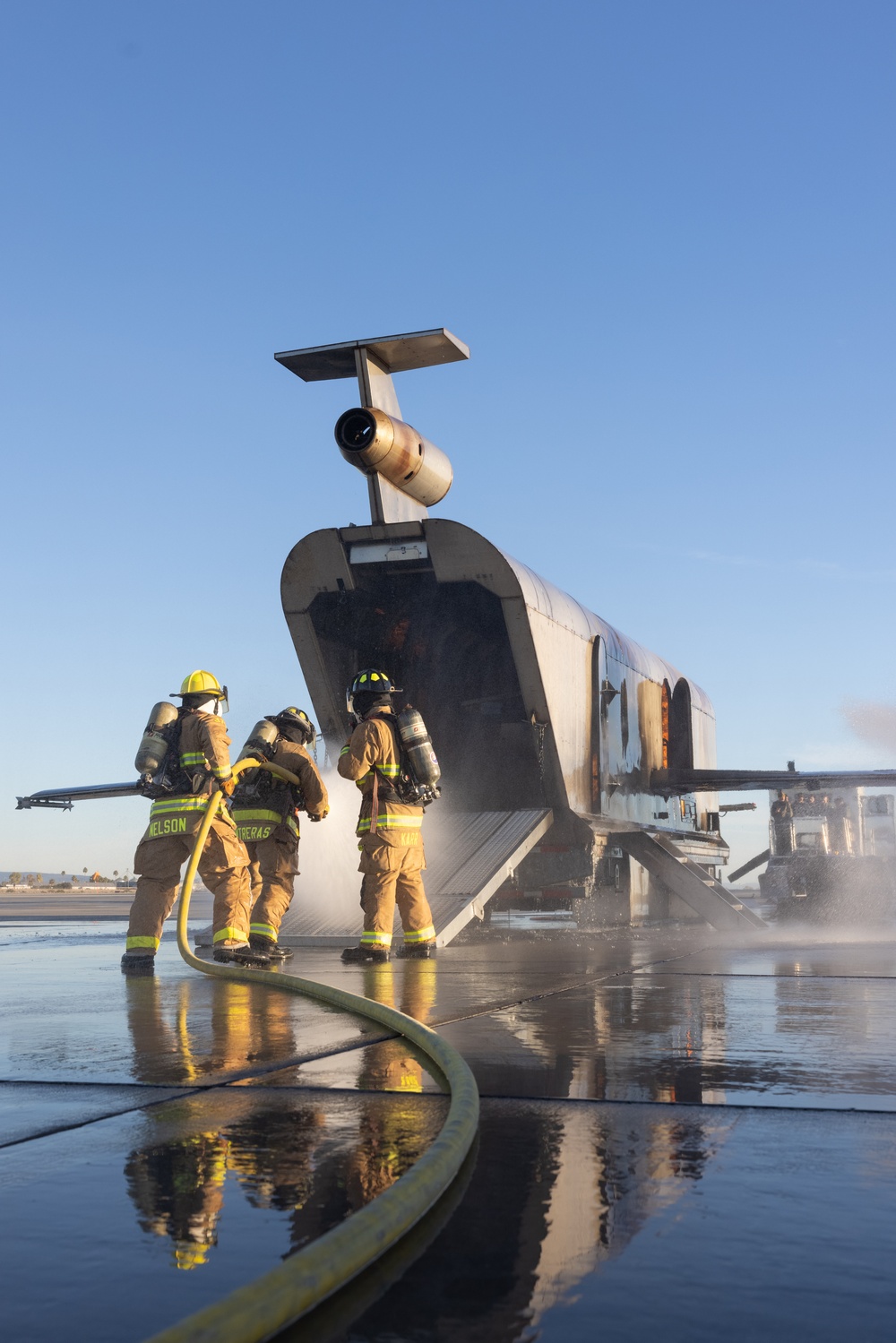 ARFF simulated aircraft fire training