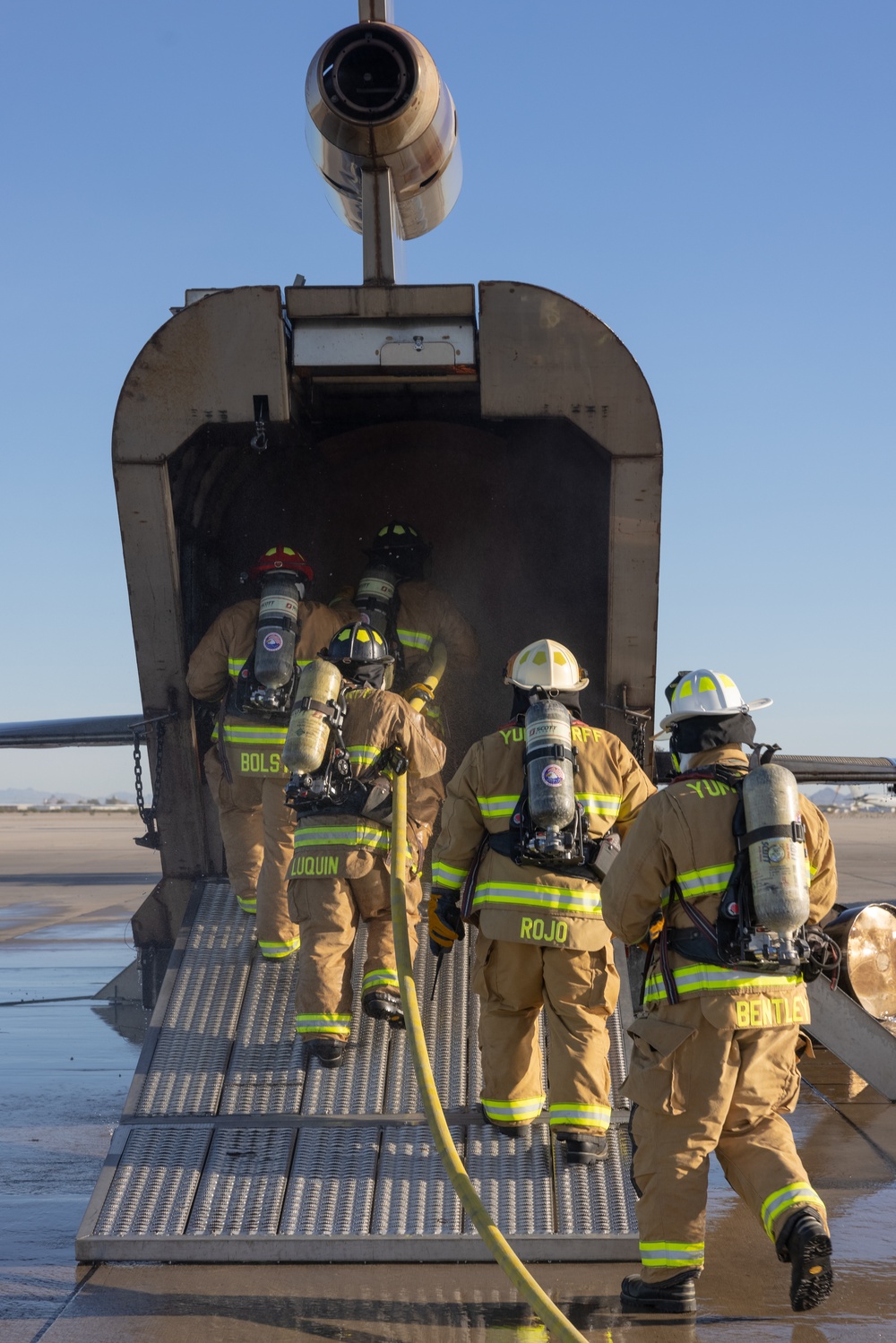 ARFF simulated aircraft fire training