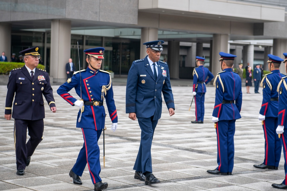 Gen. Charles Q. Brown Jr. Visits Japan