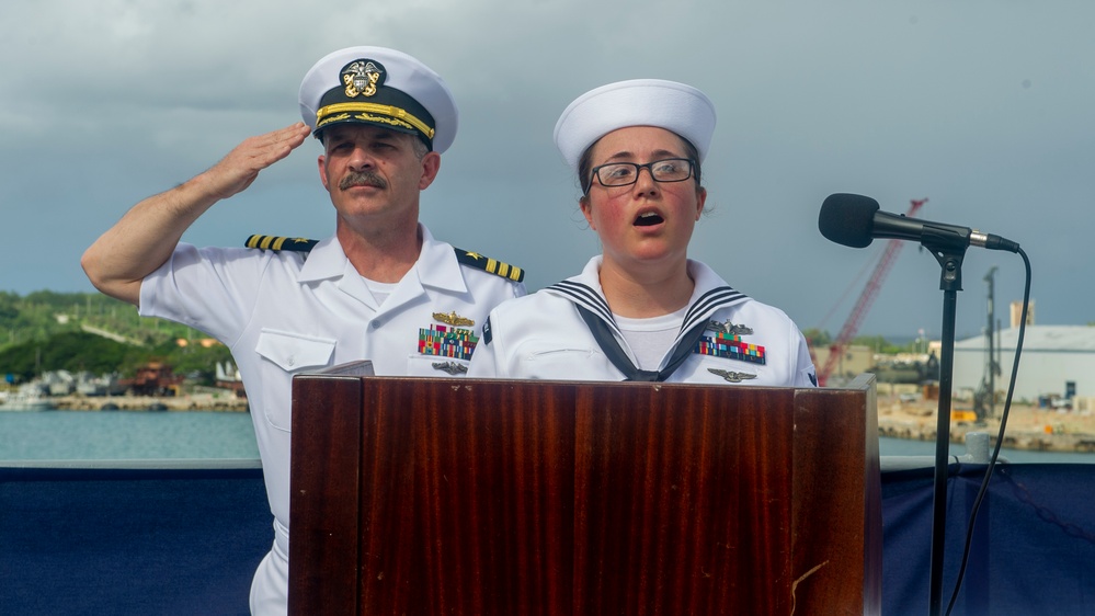 Frank Cable Holds Change of Command Ceremony