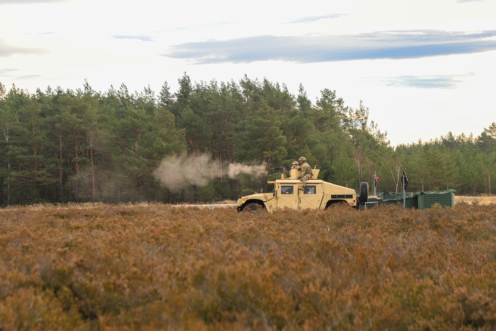 Sustainment Soldiers organize crew-served range