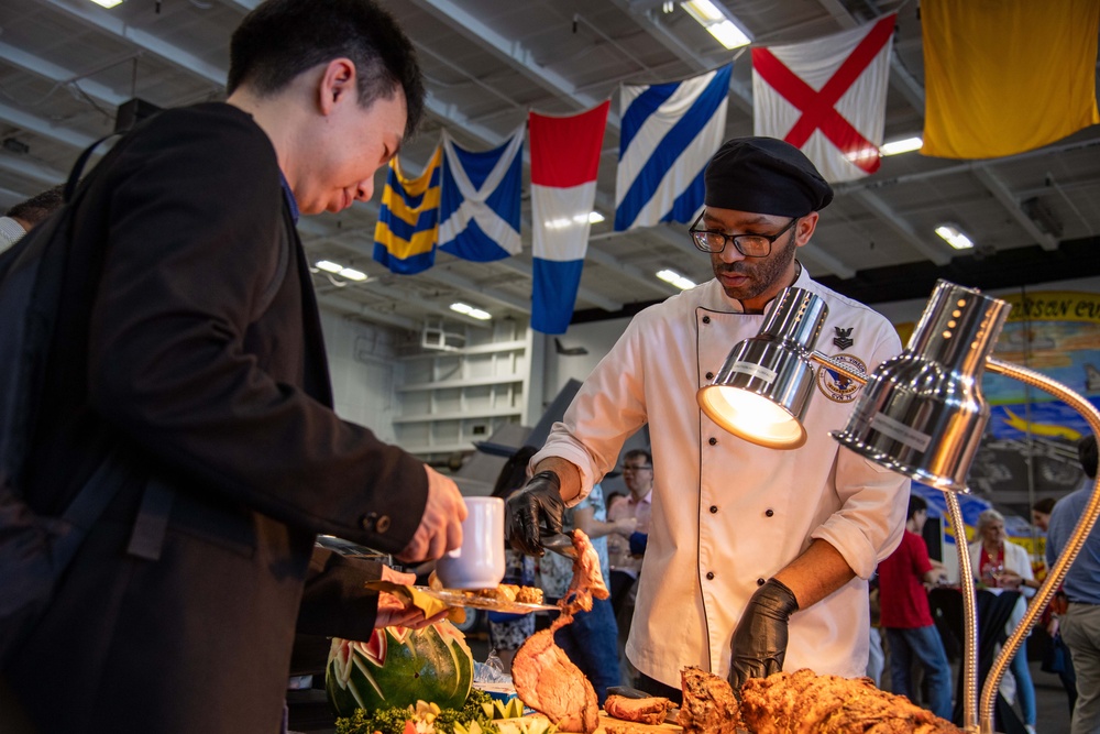 USS Carl Vinson (CVN 70) Hosts Reception for Visitors in Singapore