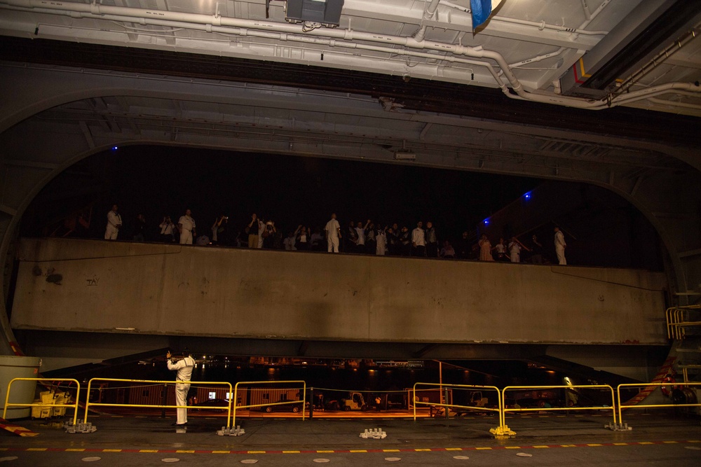 USS Carl Vinson (CVN 70) Hosts Reception for Visitors in Singapore