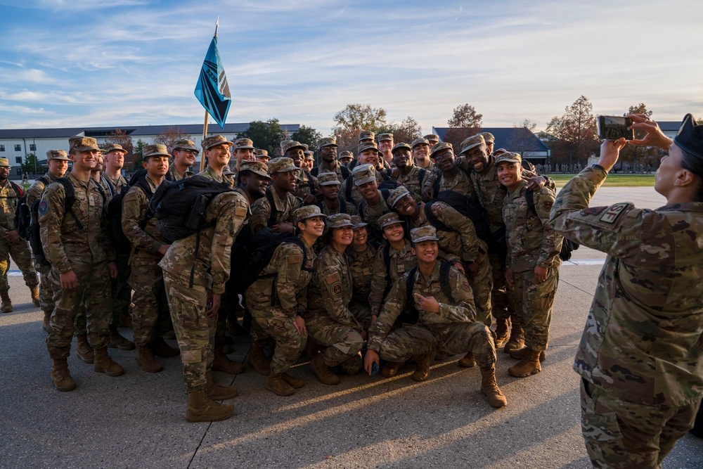 CMSAF, SAF/MR and Diamond 1 visit Keesler