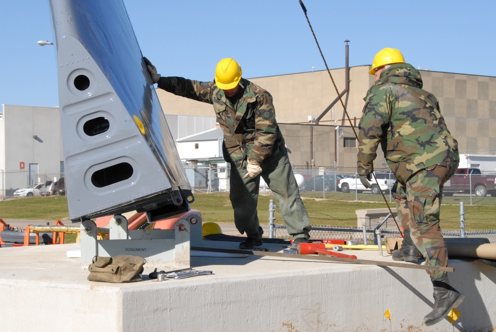 KC-135 static display construction