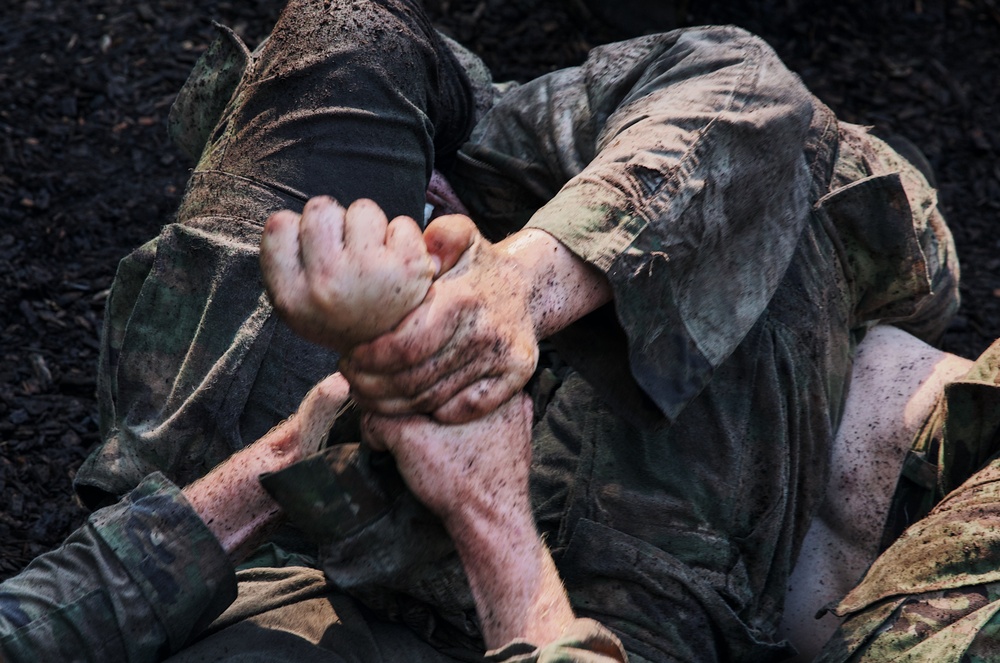 USMA platoon versus platoon combatives during CLDT