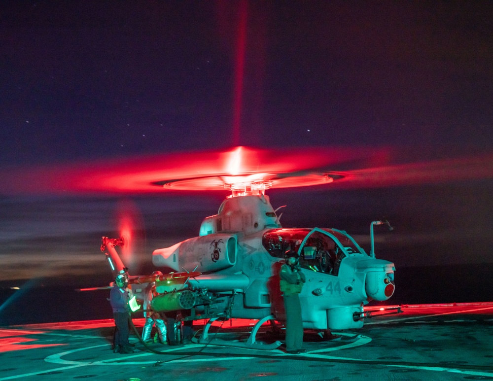 Marines, Sailors Refueling Aircraft aboard USS Harpers Ferry (LSD 49)