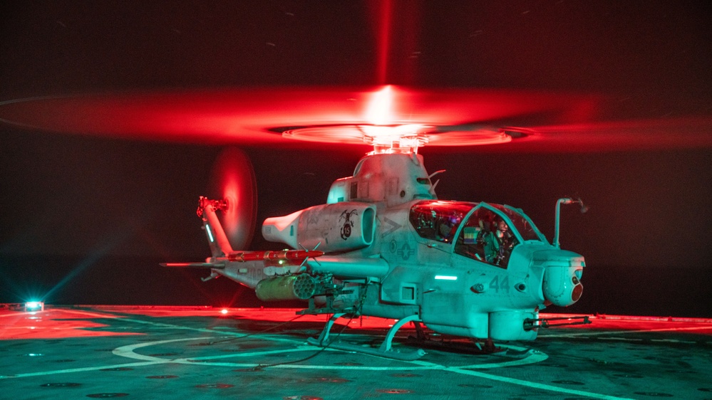 Marines, Sailors Refueling Aircraft aboard USS Harpers Ferry (LSD 49)