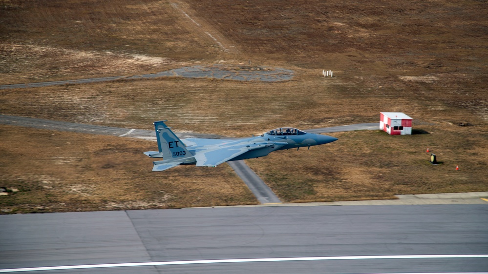 Eagles have landed: New F-15EXs arrive at Eglin