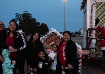 Team Travis participates in Candy Cane Lane