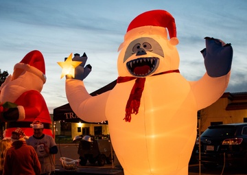 Team Travis participates in Candy Cane Lane
