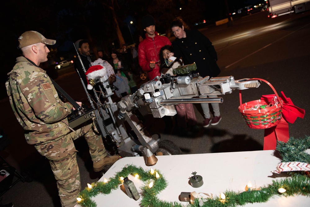 Team Travis participates in Candy Cane Lane