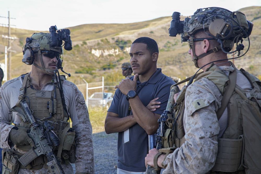 15th MEU Conducts Simulated Embassy Reinforcement