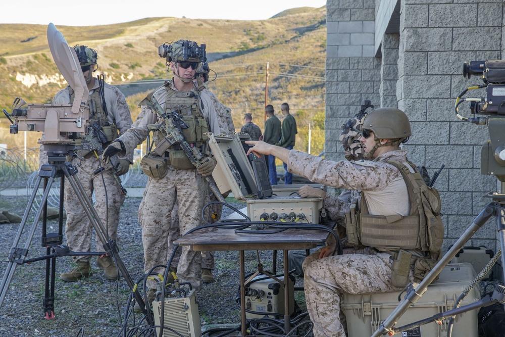 15th MEU Conducts Simulated Embassy Reinforcement