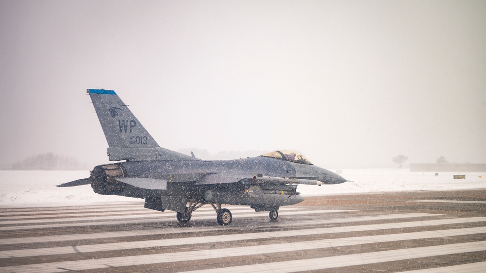 8th FW participates in U.S., Japan, Republic of Korea bomber operations escort