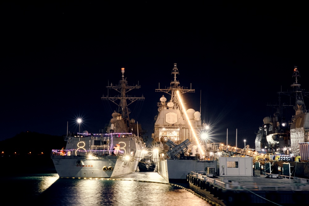 Commander, Fleet Activities Yokosuka Ship Holiday Lighting Festival