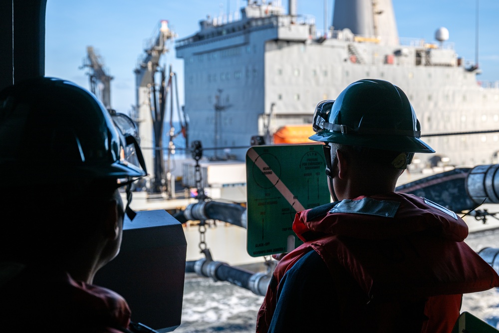 USS Somerset Conducts Replenishment-At-Sea