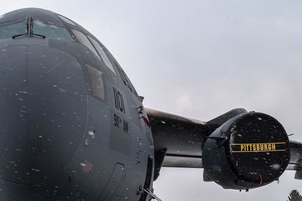 A titan of the flightline