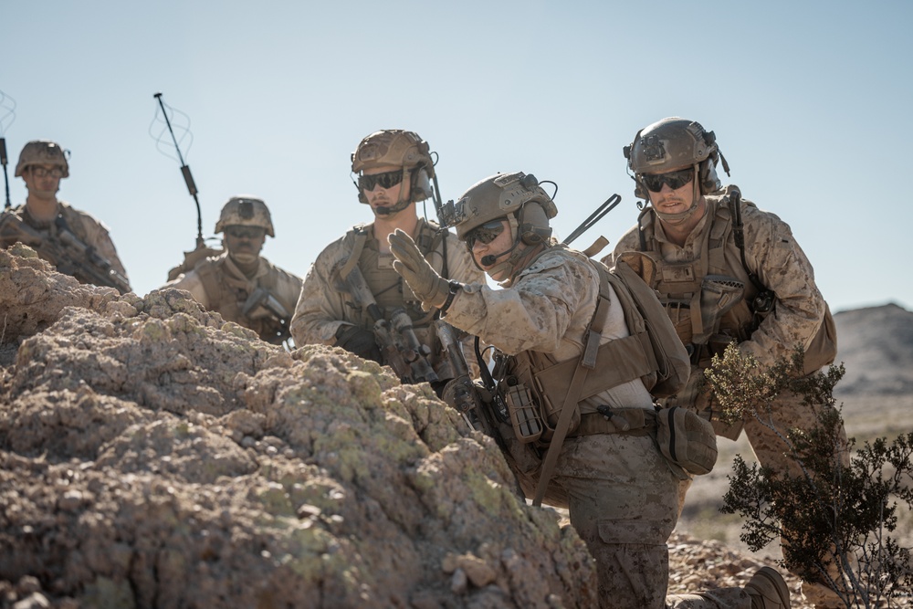 V3/4 conducts company assault at Range 401 during Steel Knight 23.2