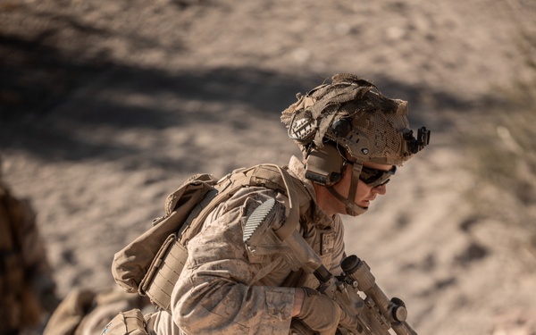 V3/4 conducts company assault at Range 401 during Steel Knight 23.2