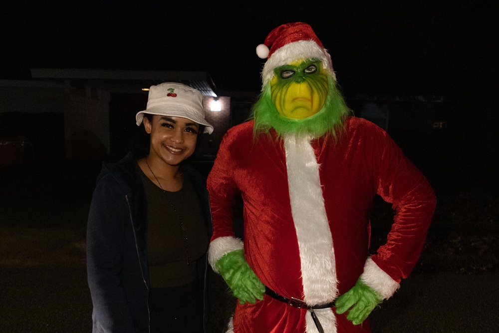 Santa Run at Laurel Bay