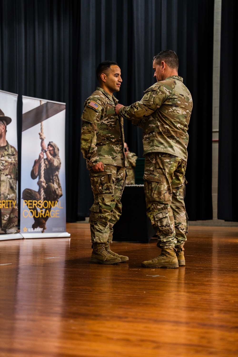 Sergeant Major of the Army promotes newest Army recruiters