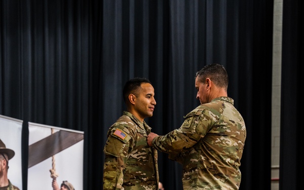 Sergeant Major of the Army promotes newest Army recruiters