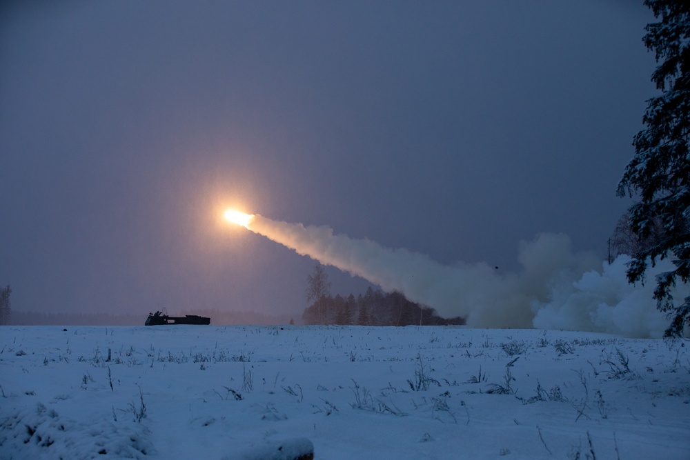 HIMARS crews demonstrate capabilities during live-fire exercise in Estonia