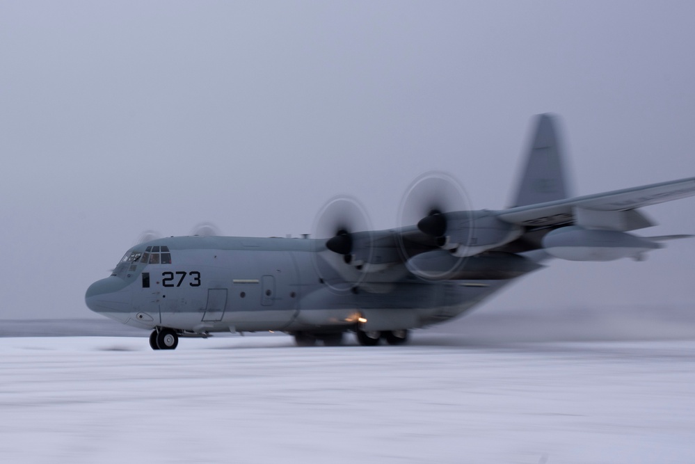 DVIDS - Images - Marine C130s and Air Force air traffic controllers ...