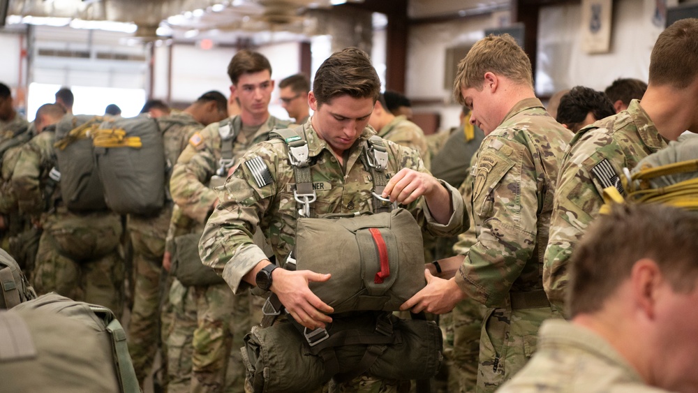 Dobbins Airmen help Army paratroopers jump into holidays