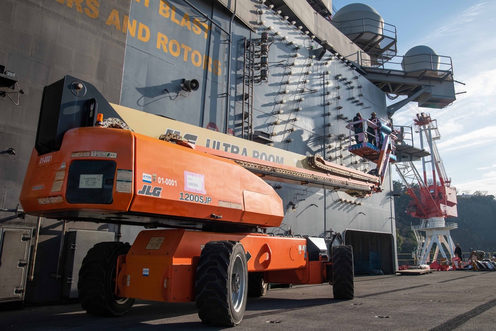 USS Ronald Reagan (CVN 76) Sailors prepare for inspection