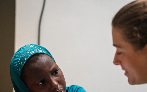 Friends of Africa Volunteers Deliver English Lessons at Hali English Language Center