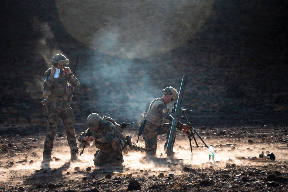 Task Force Tomahawk Trains With French Soldiers