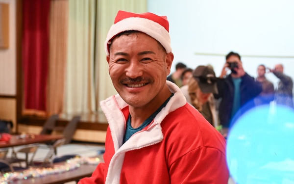 Yakushima Joint Operations Center Personnel Have Christmas Dinner During Ongoing CV-22 Osprey Recovery Efforts