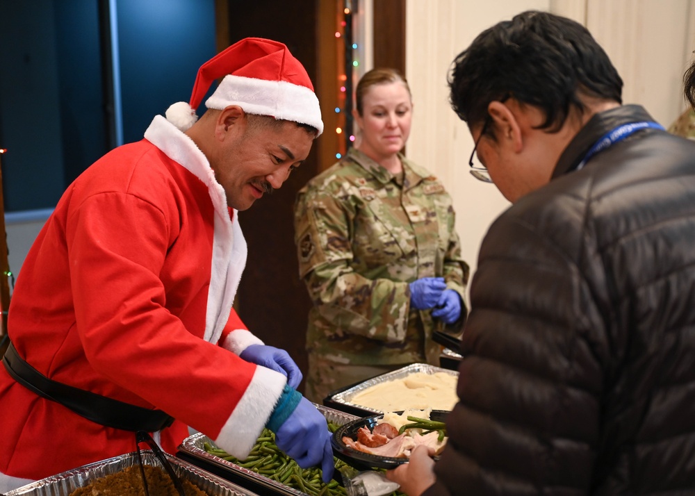 Yakushima Joint Operations Center Personnel Have Christmas Dinner During Ongoing CV-22 Osprey Recovery Efforts