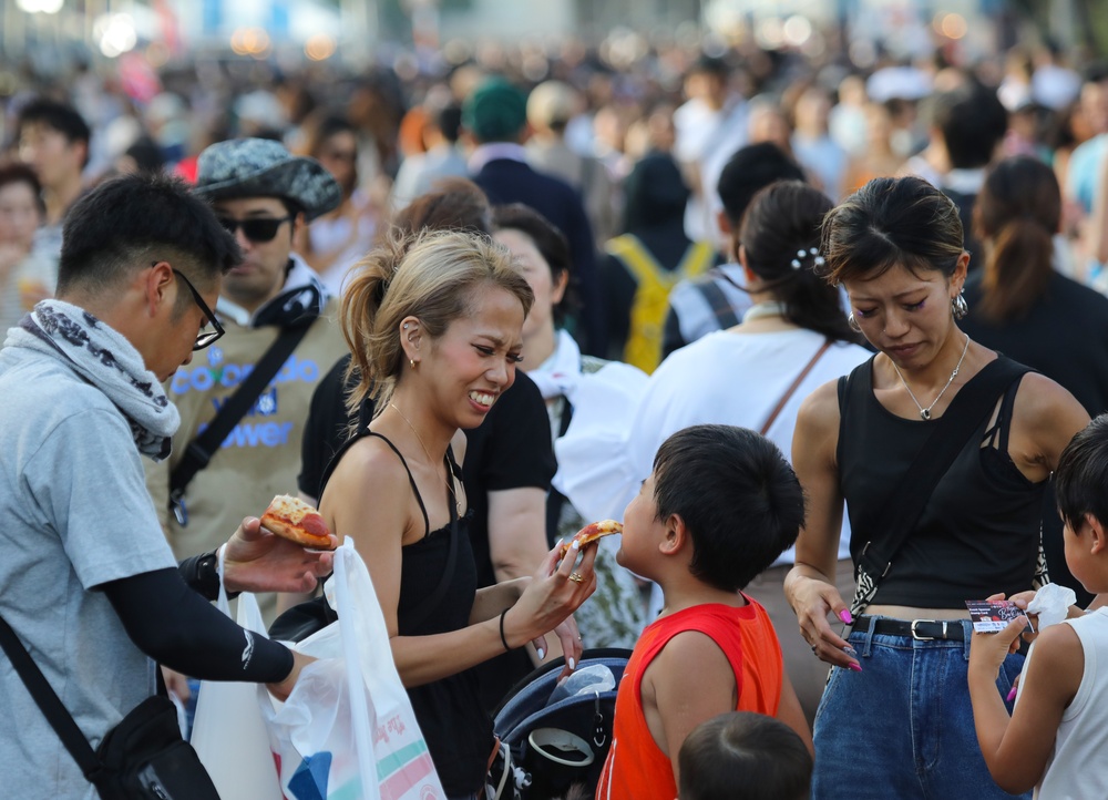 Bon Odori festival draws about 20,000 people to Camp Zama