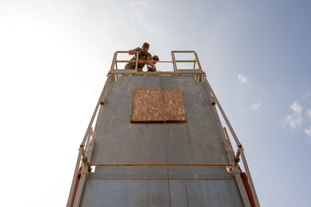 449 AEG operators sharpen rope rescue skills