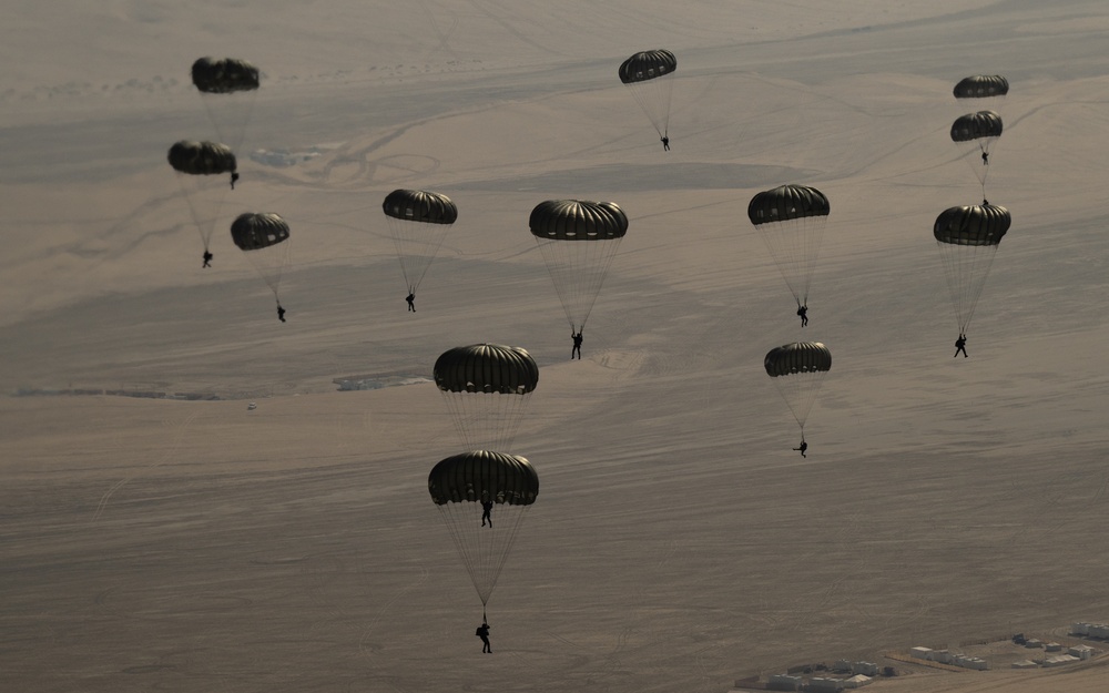 U.S. Troops, Qatari Joint Special Forces conduct coalition airborne exercise