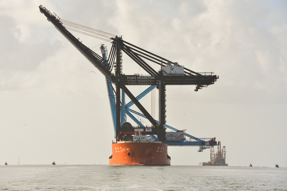 Motor vessel Zhen Hua transits Galveston Bay