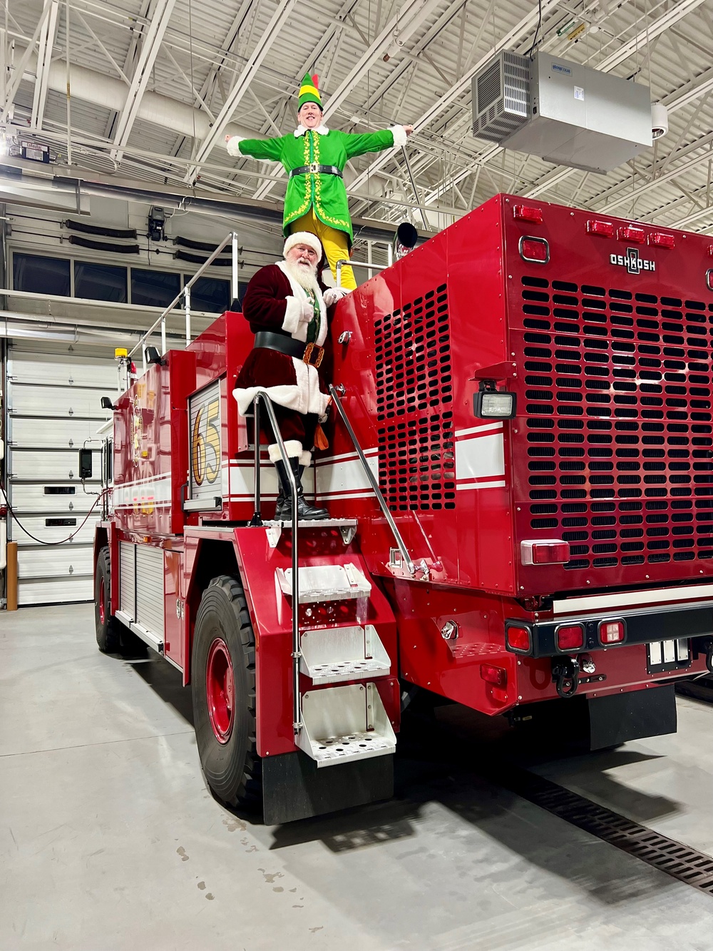 Santa visits 148th Fighter Wing Fire Department