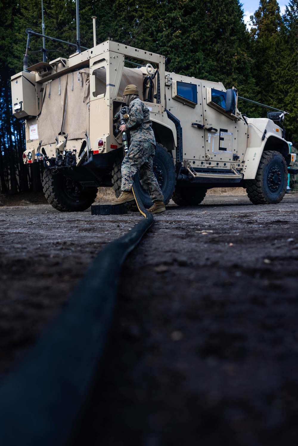 SIFEX 24 | CLB-4 JLTV Refueling