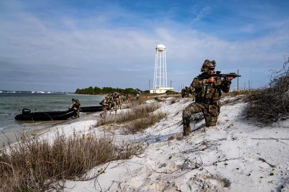 7th Special Forces Group (Airborne) conducts a Water Insertion Training.