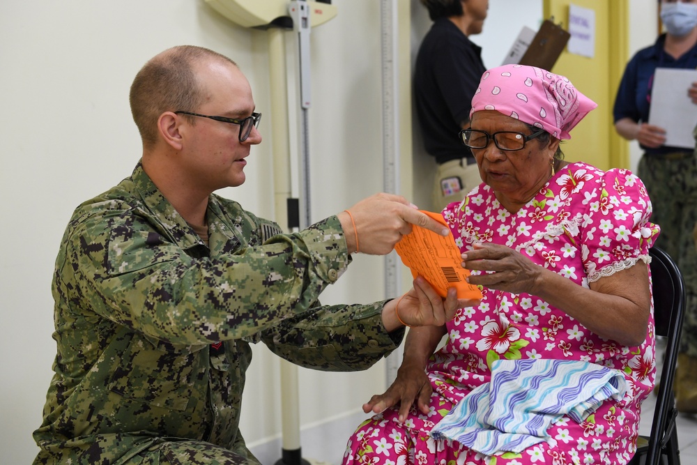 pacific Partnership 2024-1: Peleliu Eye care