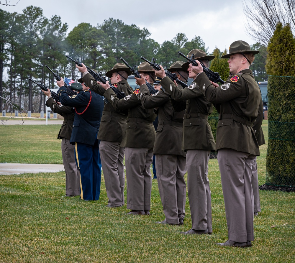 Fort Leonard Wood community honors veterans during Wreaths Across America service