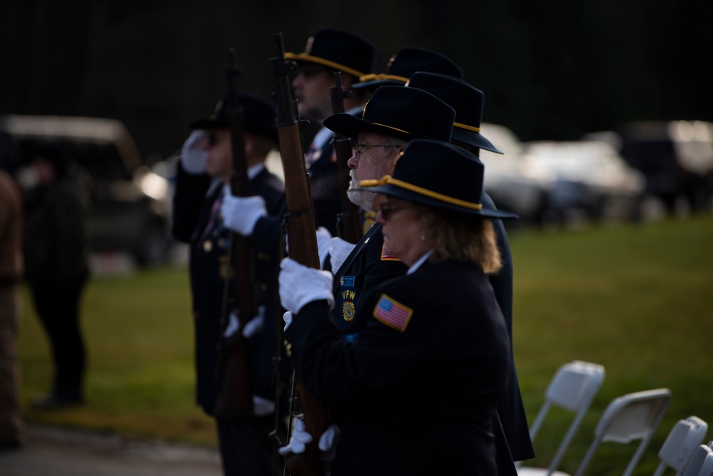 Tahoma National Cemetery hosts Wreaths Across America